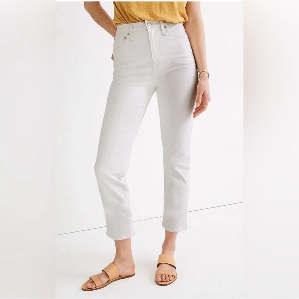 Madewell Petite Classic Straight Jeans in Tile White